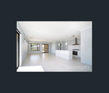 Modern 4x2 Family Home on Large Block - Quiet Cul-de-Sac, Close to ... - Photo 2