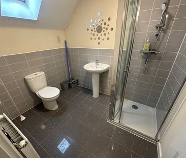 Eighteen Acre Drive, Bristol, Patchway - Photo 2