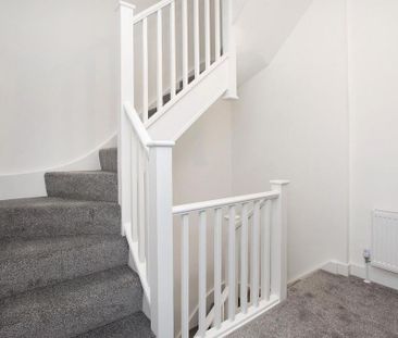 4 bedroom semi-detached house to rent - Photo 5