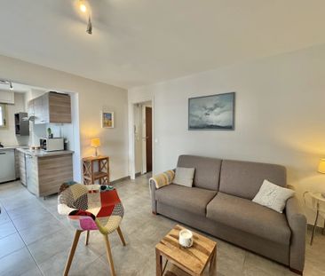 CANNES – PALM BEACH | STUDIO MEUBLÉ DE 27 M² AVEC TERRASSE DE 9 M²,... - Photo 4