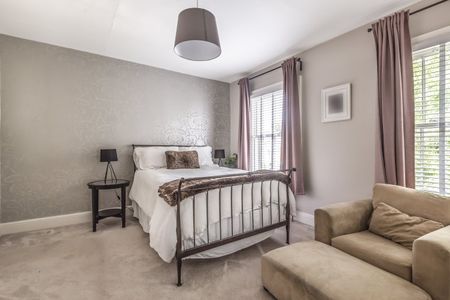 Terraced House to rent - Ashburnham Grove, London, SE10 - Photo 3