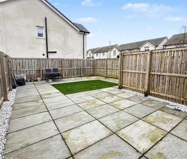 3 bedroom semi-detached house to rent - Photo 5