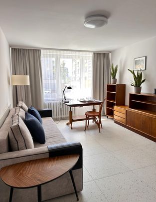 Kawalerka, Łazarz, Załęże, 1 piętro 28 m² - Photo 1