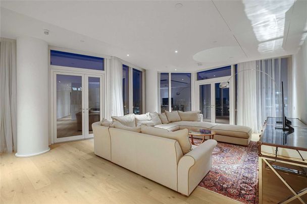 A superb four bedroom penthouse in Prospect Way - Photo 1