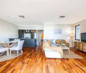 Stylish Family Living in the Heart of Butler - Photo 2