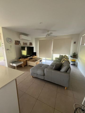 Glass House Mountains - Photo 4