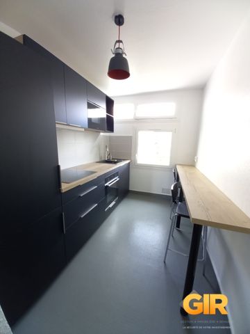 Location Maison 1 pièce 75m² RENNES 35000 - Photo 5