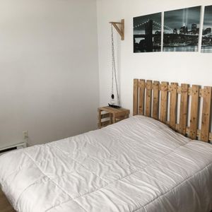 41/2 INCLUS Chauffage & Eau Chaude - Photo 2