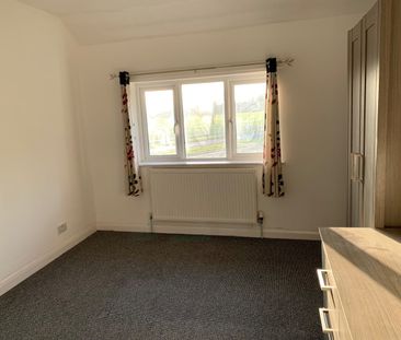 3 Bed Semi-Detached House, Scott Hall Road, LS7 - Photo 5