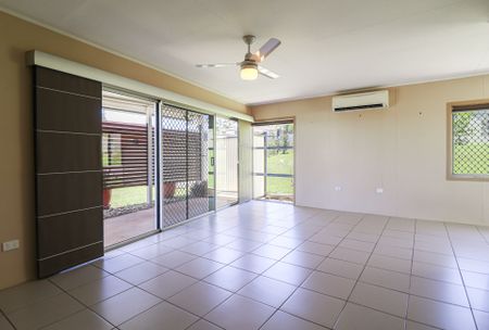 THE PERFECT PLACE TO CALL HOME AT 4 STEED STREET - Photo 2