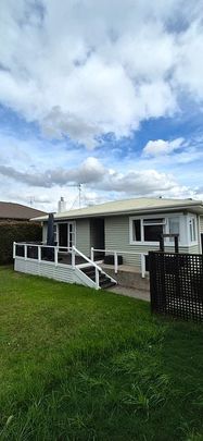 Fully-furnished 2BR Home in Greerton - Photo 1