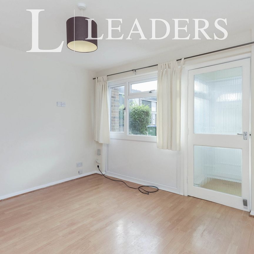 1 bedroom maisonette to rent Barnsnap Close, Horsham - Photo 1
