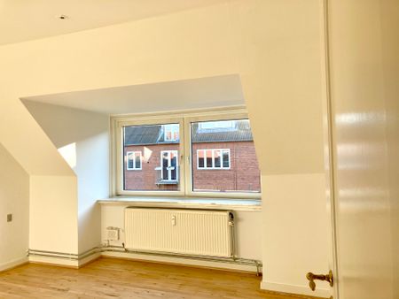 Hyggelig 3-værelses lejlighed i roligt kvarter - Photo 4