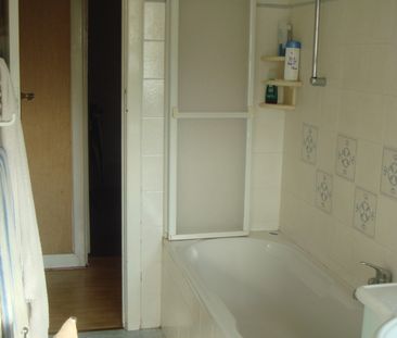 Room in a Shared Flat, Glyn Court, SW16 - Photo 3