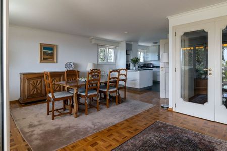 Zu vermieten – Schöne möblierte 4.5-Zimmer-Wohnung mit Seeblick in La Tour-de-Peilz (VD) - Photo 4