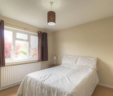 2 BED Apartment To rent - Photo 3