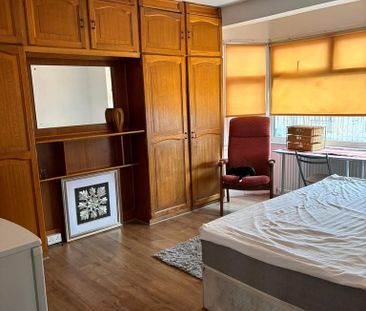House share to rent - Photo 1