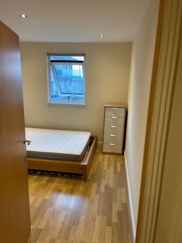 1 Bed Flat, City Gate House, IG2 - Photo 4