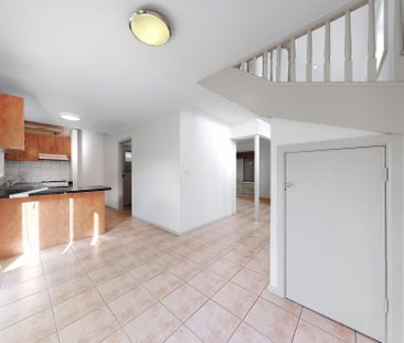 Bright & Fresh 2-Bedroom House in the Heart of Brunswick - Photo 1