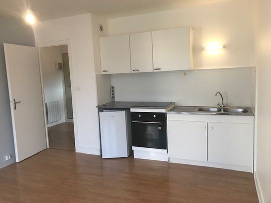 Location Appartement 2 pièces 37m² AURILLAC 15000 - Photo 1