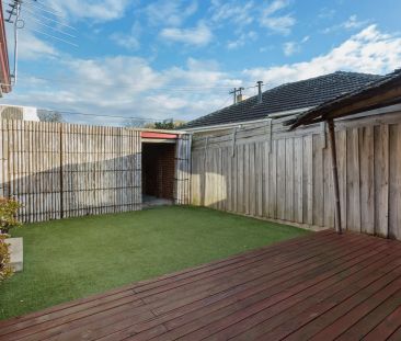 8 Greenbank Avenue, Box Hill South. - Photo 4