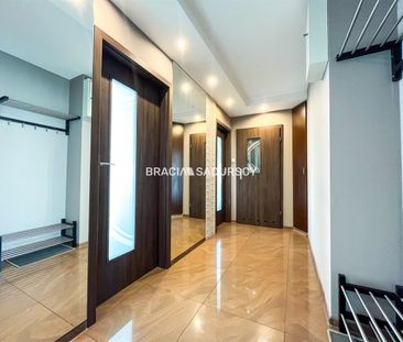 3 pok. oddzielne sypialnie, 2 balkony + duży salon - Photo 2