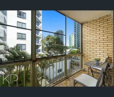 4/15 Laycock Street, Surfers Paradise, Qld 4217 - Photo 2