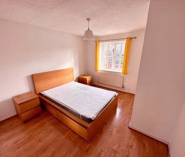 2 Bed Terraced House, Hither Farm Road, SE3 - Photo 5