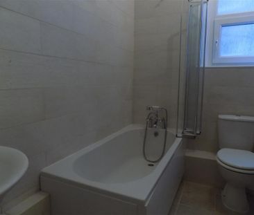 Upperton Gardens, Eastbourne - Photo 5