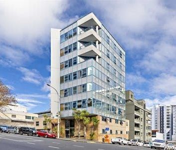 2 Bed Room Central Auckland District off Queen St - Photo 3