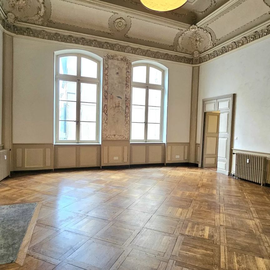 Location Appartement 4 pièces 153m² NARBONNE 11100 - Photo 1