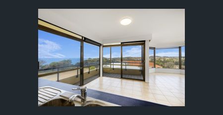 Stunning Ocean Views Over Flynns Beach - Photo 3