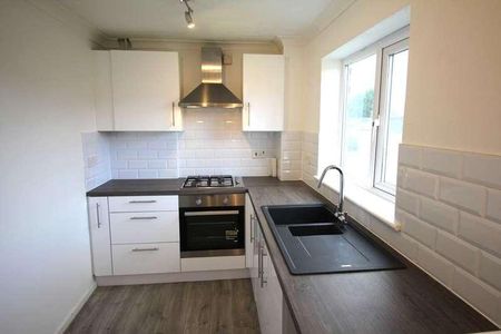 Saxby Close, Worle, BS22 - Photo 3