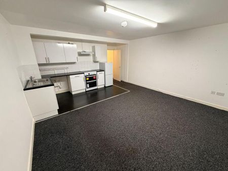 2 bedroom flat to rent - Photo 3