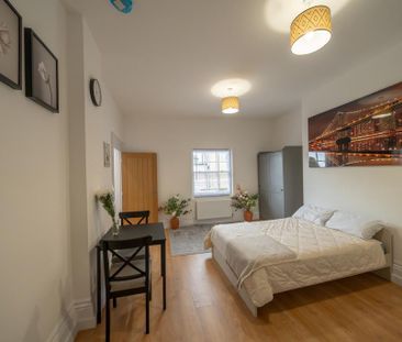 Studio to rent - Photo 3