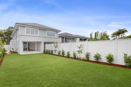 Brand New Master Built Home Basking In Natural Light - Photo 4