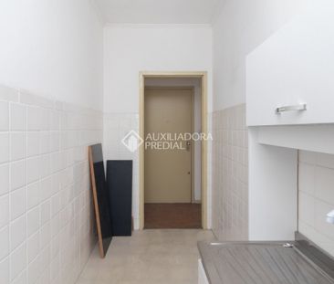Apartamento com 1 quarto e 35m² para alugar em Menino Deus, Porto A... - Photo 1