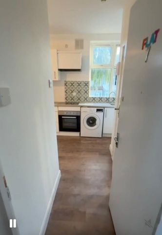 Studio Flat, Pinner Road, HA1 - Photo 3