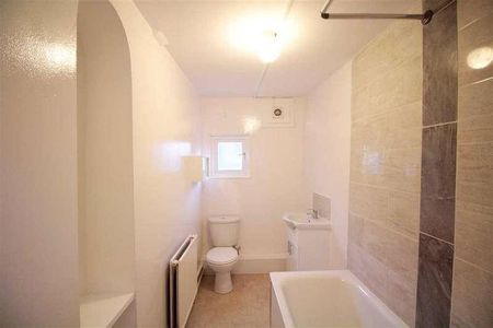 Lansdowne Way, Stockwell, SW8 - Photo 2