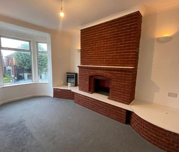 London Road - Photo 1