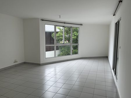 LA POSSESSION A LOUER T2 de 76 M2 - Photo 2