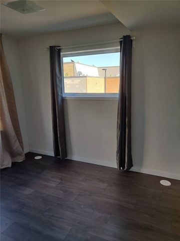 For Lease - 300 Alex Gardner Circle Unit# 63, Aurora, Ontario - Photo 5