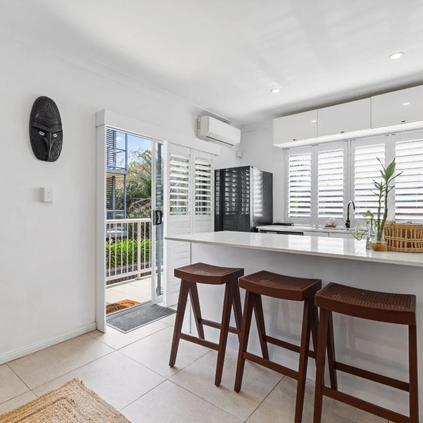 Private End-Position Apartment with Courtyard - Photo 1