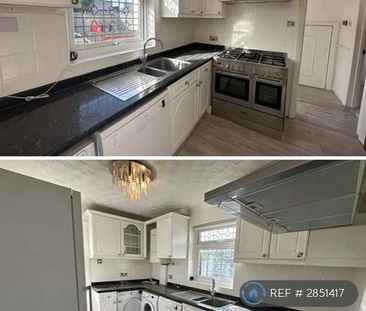 4 bedroom semi-detached house to rent - Photo 2