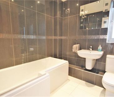1 bedroom flat to rent - Photo 6