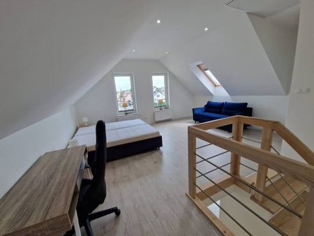 Dwupoziomowe mieszkanie przy ul. Okulickiej - Фото 3