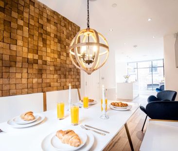 Five storey, Three Bedroom, Modern Townhouse in the heart of Manchester City Centre with a Roof Terrace - Photo 5