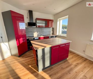 Neu renovierte, schicke 3-Raum-Wohnung in Beierfeld mit Einbauküche... - Photo 5