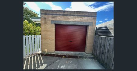 IN THE HEART OF MORWELL - Photo 2