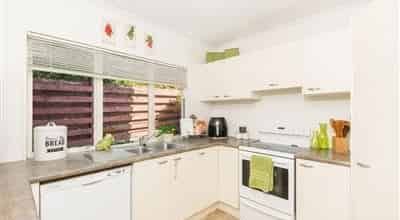 Raroa and Onslow In Walking Distance - Photo 5